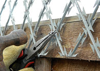 Γαλβανισμένο ενωμένο στενά χάλυβας πλέγμα καλωδίων ξυραφιών με τον τύπο BTO 12 22 λεπίδων 30